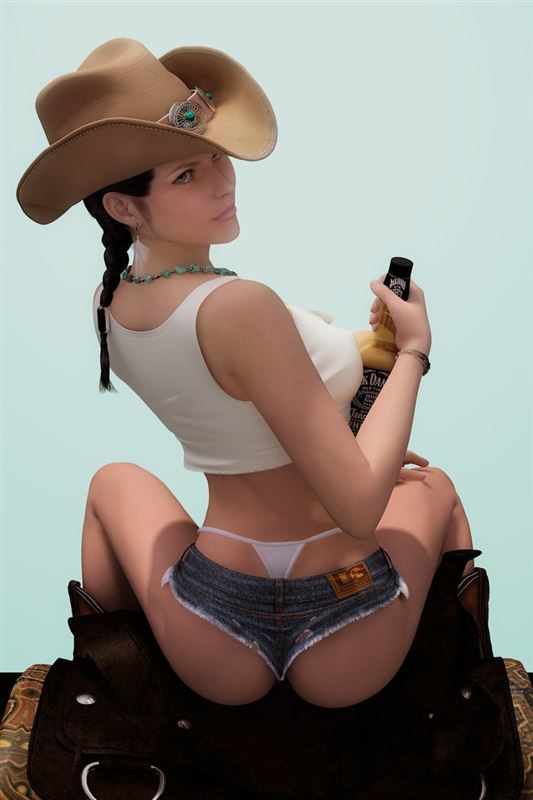 Beautiful girls in sexy costumes - Cowgirl, Geisha and many others in an Artwork collection from new artist Rebelgraphx